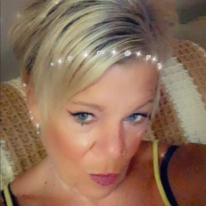 Meet your Posher, Vicky